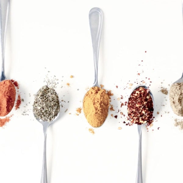 10 Must Have Spices Every Kitchen Needs