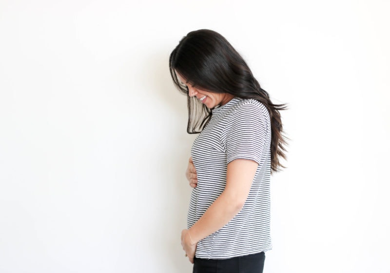 A photo of Registered Dietitian Lindsay Pleskot pregnant.