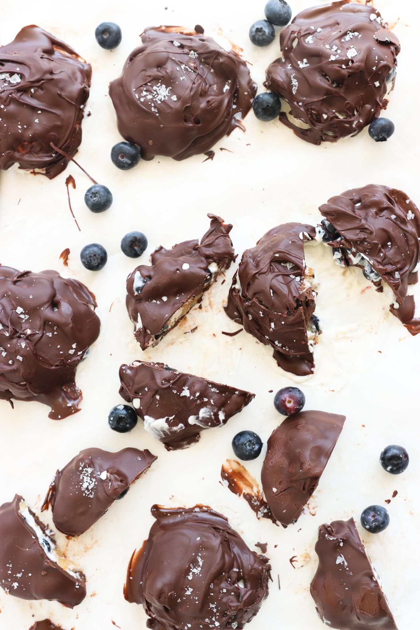 Frozen Blueberry Greek Yogurt Clusters (Easy & High Protein!) Lindsay