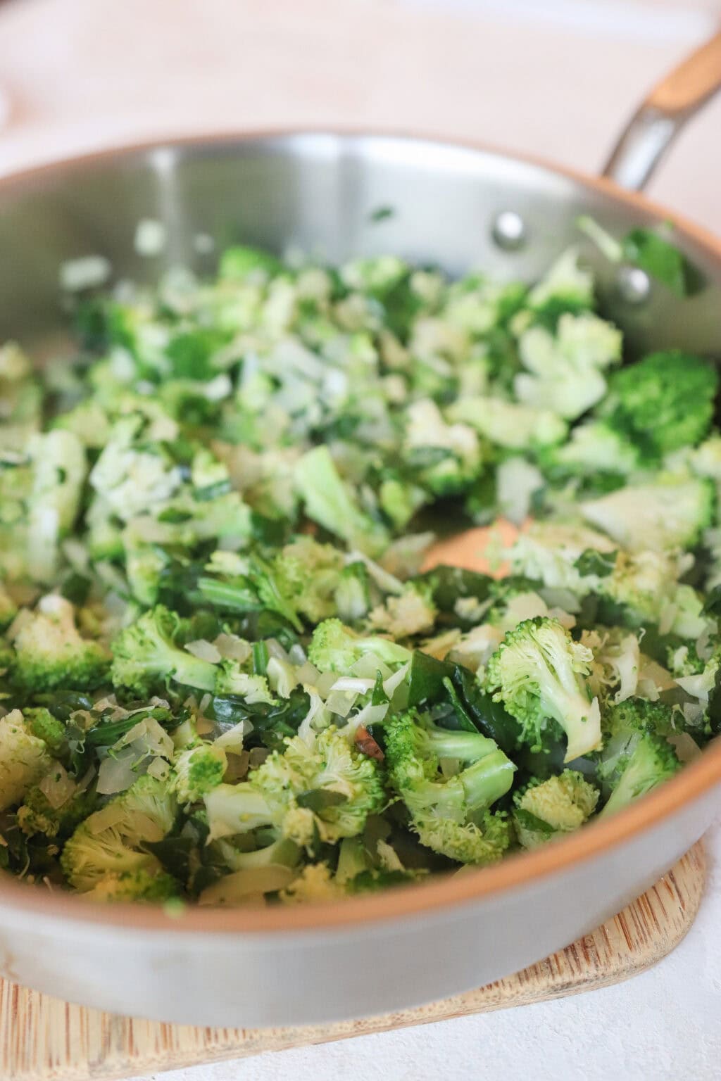 close up of broccoli in a bowl