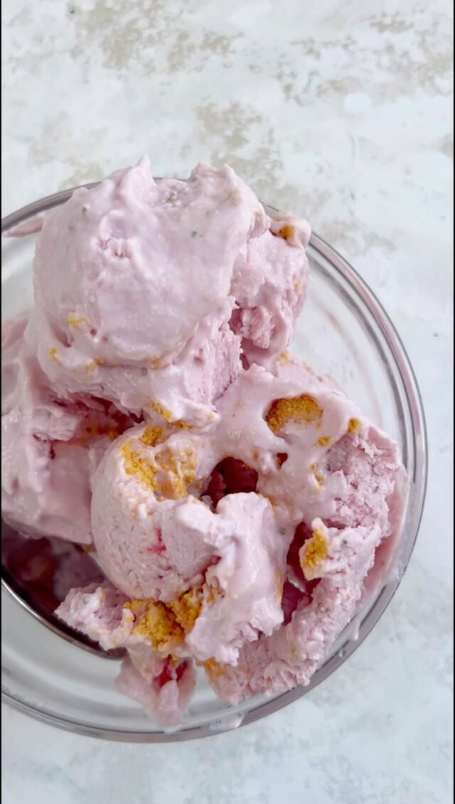 Looking for ways to cool down in the heat 🥵?
Save this recipe by @lindsaypleskot for a delicious treat that will cool you right down!

✨NEW BLOG POST✨

I’m a little late to the party but I had to try out the viral cottage cheese ice cream trend. 

This Strawberry Cheesecake Cottage Cheese Ice Cream is the perfect snack.

Packed full of protein, vitamins, and satiating fats, it’s so creamy and full of flavor. And while it doesn’t replace the OG ice cream, it is definitely a satisfying snack to add into your rotation.

All you need is: 

750 mL tub cottage cheese
1 heaping cup of strawberries
2 tablespoons honey
Grahm cracker crumbs
And a food processor!

Head to lindsaypleskot.com/strawberry-cottage-cheese-ice-cream for the full blog (including tips to making it super creamy)!

Have you tried this trend yet? Let me know in the comments 👇

#makefoodfeelgood