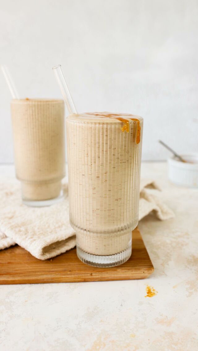 💥Follow @lindsaypleskot.rd for more filling & satisfying recipes! You need this 5 Ingredient balanced Peanut Butter Smoothie in your life! 
⠀⠀⠀⠀⠀⠀⠀⠀⠀
If your smoothies leave you hungry 30 minutes later, take note of this is the formula I teach my clients—The PFF combo (protein, fat, fiber).
⠀⠀⠀⠀⠀⠀⠀⠀⠀
✨PEANUT BUTTER - protein & plant-powered fats to keep 
  you full AND satisfied

✨CAULIFLOWER yup, my fave ingredient for thick, cold, 
  creamy smoothies PLUS antioxidants and my fave 
  immune supporting vitamin, Vitamin C!

✨CHIA  fiber to fill you up, omega-3s provide anti-
 inflammatory benefits, and a great soure of calcium!
⠀⠀⠀⠀⠀⠀⠀⠀⠀
👇🏽Comment “PB” and I’ll send the recipe right to your DMs! 
⠀⠀⠀⠀⠀⠀⠀⠀⠀
Who’s gonna try this one!? Let me know in the comments and don’t forget to share this one with a friend!
⠀⠀⠀⠀⠀⠀⠀⠀⠀
#proteinsmoothie #fillingbnreakfast #nutritionbyaddition #foodfreedom #intuitiveeatingcoach